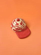 Cargar imagen en el visor de la galería, Gorra roja print