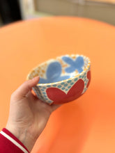 Cargar imagen en el visor de la galería, Cuenco flores multicolor