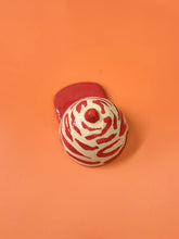 Cargar imagen en el visor de la galería, Gorra roja print